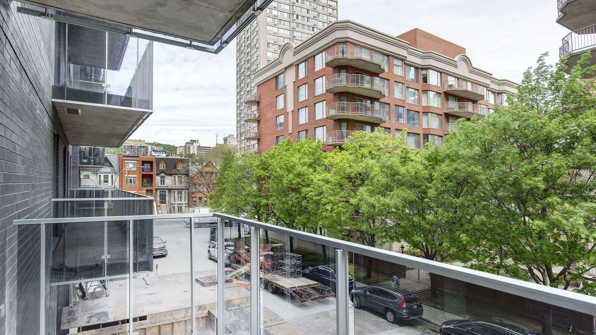 Le Shaughn Apartments Montreal